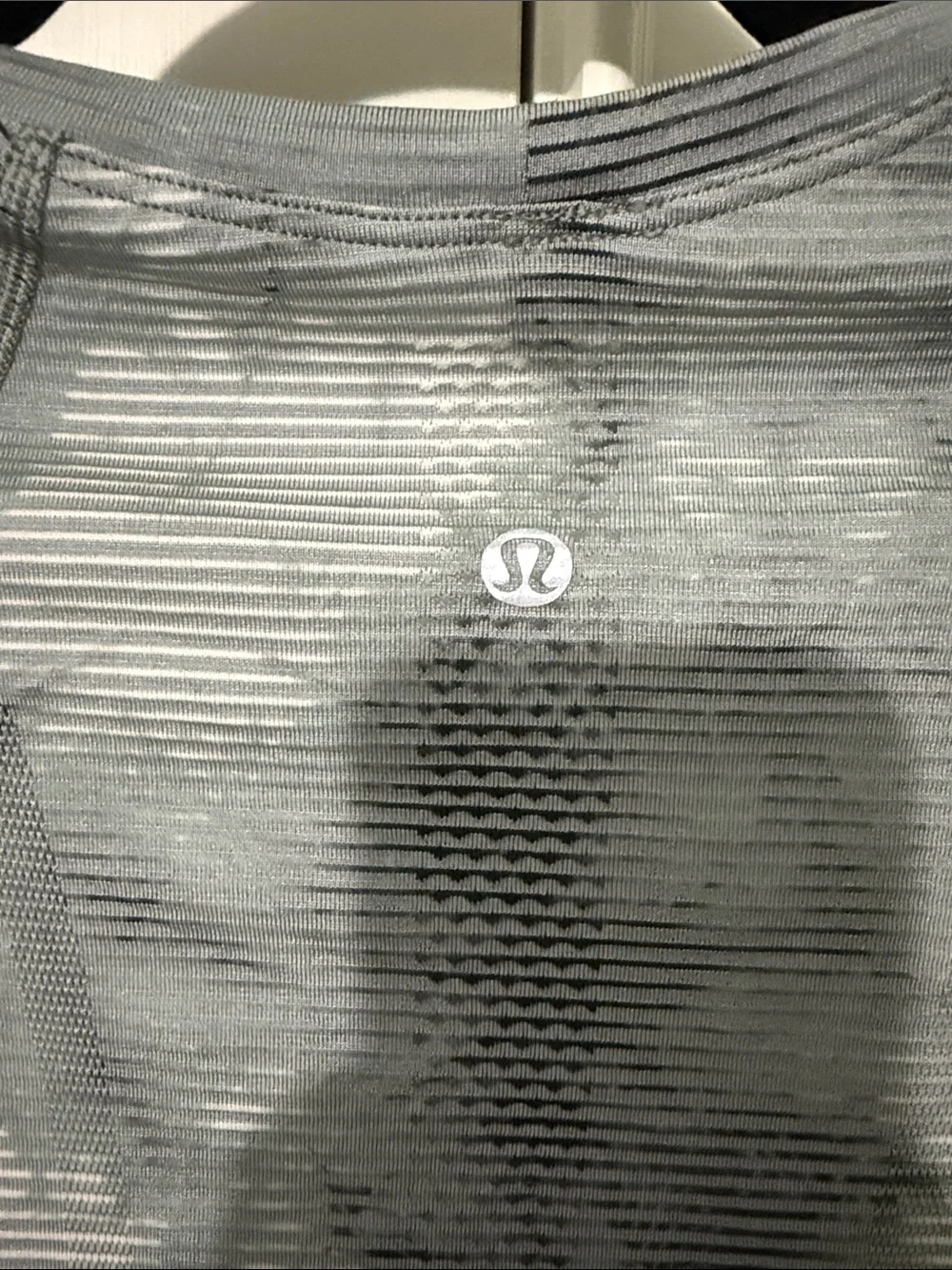 lululemon athletica Gray & Black Tie-Dye Long Sleeve Top